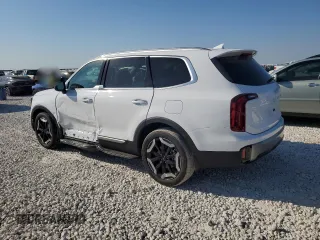 2025 Kia Telluride S with VIN 5XYP64GC9SG573593, listed as a Copart auction lot 78440814 with 230 mi miles and Salvage Title. Bid and sale history available at DreamBid. Image 2.