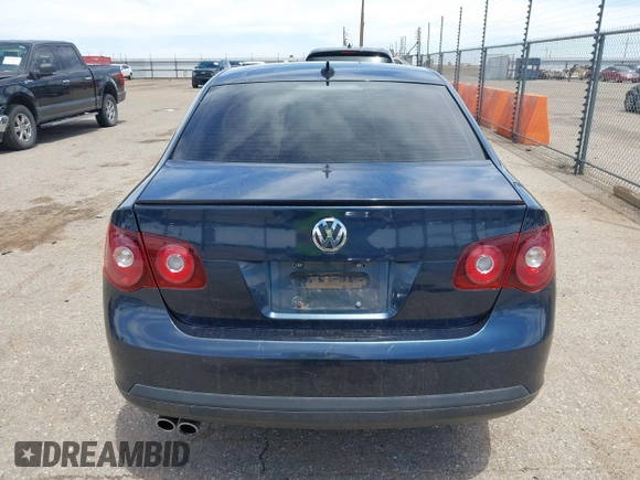 2010 Volkswagen Jetta Limited Edition with VIN 3VWRX7AJ1AM067933, listed as a IAAI auction lot 42153235 with 127,051 mi miles and . Bid and sale history available at DreamBid. Image 16.