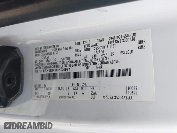 2017 Ford F-150 XL with VIN 1FTEX1EP1HKC49713, listed as a IAAI auction lot 41231172 with 250,679 mi miles. Bid and sale history available at carsss.com. Image 9.