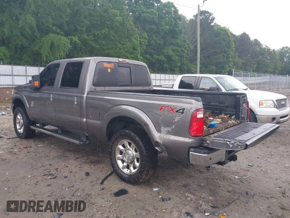 2013 Ford F-250 XL with VIN 1FT7W2BT2DEB02487, listed as a IAAI auction lot 39338554 with Not provided miles and . Bid and sale history available at DreamBid. Image 3.