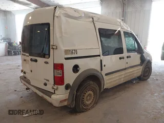 2013 Ford Transit Connect XLT z VIN NM0LS6BN7DT158257, wystawiony jako IAAI lot #42485036 z przebiegiem 120 492 mil mil oraz . Historia ofert i sprzedaży dostępna na DreamBid. Obrazek 4.