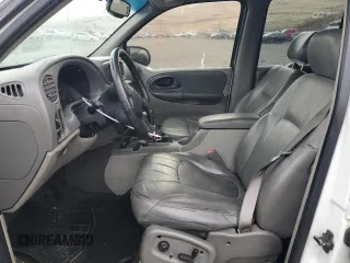 2003 Chevrolet TrailBlazer EXT LT with VIN 1GNET16S436108643, listed as a Copart auction lot 44082045 with 197,563 mi miles and Salvage Title. Bid and sale history available at DreamBid. Image 7.