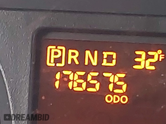 2018 Nissan NV Cargo S z VIN 1N6BF0KM1JN819141, wystawiony jako IAAI lot #41536219 z przebiegiem 176 575 mil mil oraz . Historia ofert i sprzedaży dostępna na DreamBid. Obrazek 15.