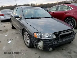 2005 Volvo S60 with VIN YV1RH592452443680, listed as a Copart auction lot 84014284 with 190,370 mi miles and Salvage Title. Bid and sale history available at carsss.com. Image 10.