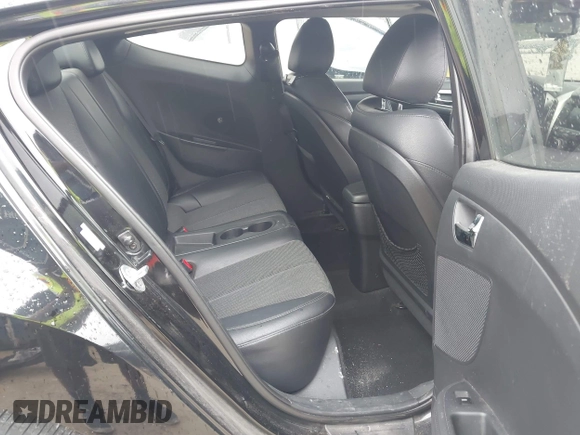 2013 Hyundai Veloster w/Black Int with VIN KMHTC6AD3DU084995, listed as a IAAI auction lot 42513920 with 103,595 mi miles and . Bid and sale history available at DreamBid. Image 8.