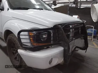 2005 Dodge Durango SLT z VIN 1D4HD48D75F519320, wystawiony jako IAAI lot #42380006 z przebiegiem 84 625 mil mil oraz . Historia ofert i sprzedaży dostępna na DreamBid. Obrazek 6.
