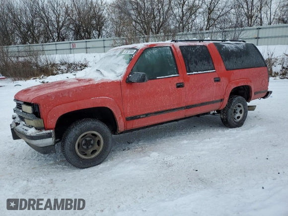 1997 Chevrolet Suburban with VIN 3GNEC16RXVG182115, listed as a Copart auction lot 87527555 with 321,510 mi miles and Clean Title. Bid and sale history available at carsss.com. Image 1.