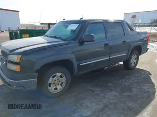 2004 Chevrolet Avalanche Z71 z VIN 3GNEK12T64G202024, wystawiony jako IAAI lot #41377032 z przebiegiem 214 844 mil mil oraz . Historia ofert i sprzedaży dostępna na DreamBid. Obrazek 2.