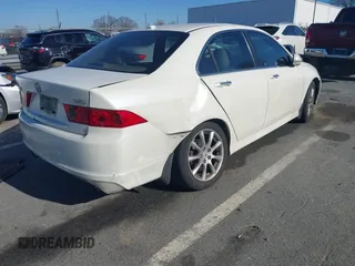 2008 Acura TSX with VIN JH4CL96858C008481, listed as a IAAI auction lot 41165152 with 273,397 mi miles. Bid and sale history available at carsss.com. Image 4.