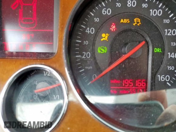 2008 Volkswagen Passat Lux with VIN WVWEK73C68E209255, listed as a Copart auction lot 57146235 with 195,166 mi miles and Clean title. Bid and sale history available at DreamBid. Image 9.