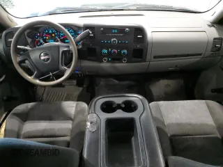 2011 GMC Sierra 1500 with VIN 1GT11ZCG9BF143575, listed as a Copart auction lot 88236055 with 153,316 mi miles and Salvage Title. Bid and sale history available at DreamBid. Image 8.