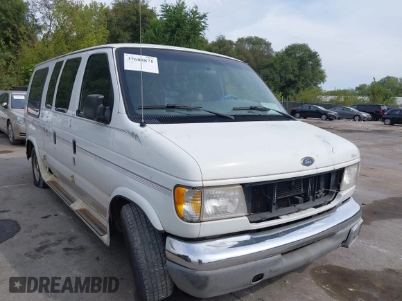 1999 Ford Econoline Cargo with VIN 1FDRE14WXXHB72976, listed as a IAAI auction lot 37688871 with 135,319 mi miles. Bid and sale history available at carsss.com. Image 1.