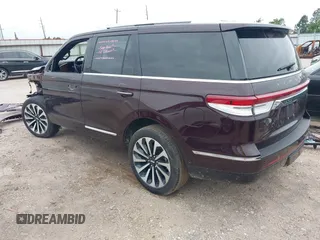 2023 Lincoln Navigator Reserve z VIN 5LMJJ2LG4PEL01818, wystawiony jako IAAI lot #42178476 z przebiegiem 31 059 mil mil oraz . Historia ofert i sprzedaży dostępna na DreamBid. Obrazek 3.