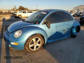 2004 Volkswagen New Beetle Coupe Satellite Blue with VIN 3VWGK31CX4M419900, listed as a Copart auction lot 41627155 with 129,510 mi miles and Salvage Title. Bid and sale history available at carsss.com. Image 1.