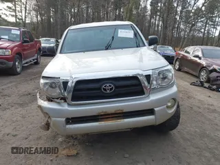 2005 Toyota Tacoma z VIN 5TELU42N55Z069789, wystawiony jako IAAI lot #41320317 z przebiegiem 198 262 mil mil oraz . Historia ofert i sprzedaży dostępna na DreamBid. Obrazek 11.