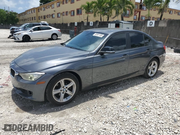 2014 BMW 3 Series 328i z VIN WBA3A5C50EP601354, wystawiony jako Copart lot #60981185 z przebiegiem 106 361 mil mil oraz Czysty tytuł • Clean title. Historia ofert i sprzedaży dostępna na DreamBid. Obrazek 1.