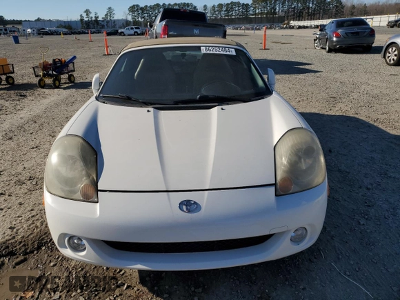 2004 Toyota MR2 z VIN JTDFR320940068690, wystawiony jako Copart lot #86252484 z przebiegiem 151 337 mil mil oraz Szkoda całkowita • Salvage title. Historia ofert i sprzedaży dostępna na DreamBid. Obrazek 5.