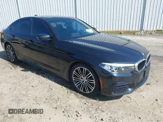 2020 BMW 5 Series 540i xDrive z VIN WBAJS3C08LWW65965, wystawiony jako IAAI lot #42147533 z przebiegiem 48 419 mil mil oraz . Historia ofert i sprzedaży dostępna na DreamBid. Obrazek 1.