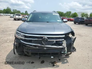 2023 Volkswagen Atlas SE with VIN 1V2KR2CAXPC553339, listed as a Copart auction lot 59667335 with 62,416 mi miles and Salvage title. Bid and sale history available at DreamBid. Image 5.