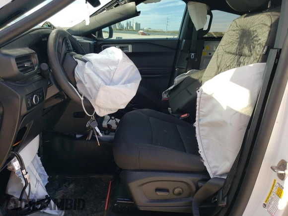2023 Ford Explorer z VIN 1FM5K8AC0PGC21991, wystawiony jako Copart lot #82198394 z przebiegiem 12 639 mil mil oraz Szkoda całkowita • Salvage title. Historia ofert i sprzedaży dostępna na DreamBid. Obrazek 7.