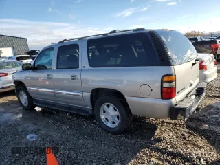 2004 GMC Yukon XL SLT with VIN 1GKEC16T24J120519, listed as a Copart auction lot 84963154 with 185,599 mi miles and Salvage Title. Bid and sale history available at carsss.com. Image 2.