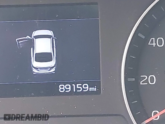 2019 Kia Forte LXS z VIN 3KPF24AD8KE083734, wystawiony jako IAAI lot #41936370 z przebiegiem 89 159 mil mil oraz . Historia ofert i sprzedaży dostępna na DreamBid. Obrazek 15.