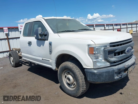 2020 Ford F-250 XL with VIN 1FT7X2BT2LEC53597, listed as a IAAI auction lot 42404660 with 94,425 mi miles and . Bid and sale history available at DreamBid. Image 1.