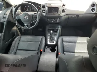 2016 Volkswagen Tiguan S с VIN WVGAV7AX7GW606280, выставлен на аукционе Copart как лот 62491995 с пробегом 69 838 миль миль и Списание • Salvage title. История ставок и продаж доступна на DreamBid. Изображение 8.