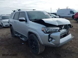 2018 Toyota 4Runner SR5 with VIN JTEZU5JR8J5180205, listed as a IAAI auction lot 41343446 with 83,520 mi miles. Bid and sale history available at carsss.com. Image 1.