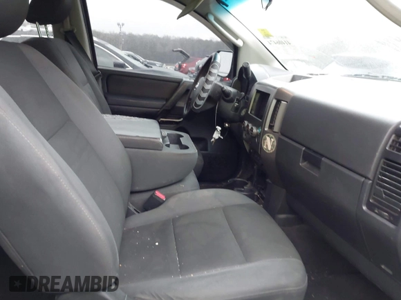 2010 Nissan Titan SE with VIN 1N6BA0EK3AN308362, listed as a IAAI auction lot 41406474 with 316,394 mi miles. Bid and sale history available at carsss.com. Image 5.