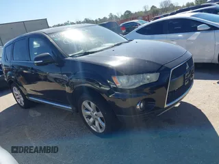 2011 Mitsubishi Outlander XLS z VIN JA4JS4AX6BU021376, wystawiony jako IAAI lot #41726427 z przebiegiem 121 460 mil mil oraz . Historia ofert i sprzedaży dostępna na DreamBid. Obrazek 1.