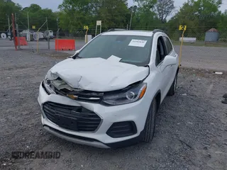 2019 Chevrolet Trax LT with VIN 3GNCJLSB7KL135287, listed as a IAAI auction lot 41982826 with 132,263 mi miles and . Bid and sale history available at carsss.com. Image 2.