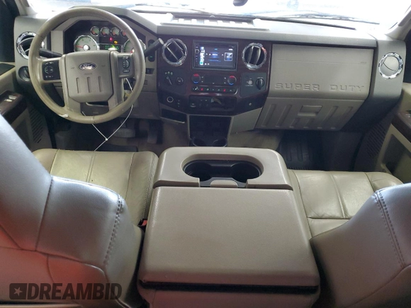2008 Ford F-250 XL z VIN 1FTSX21R78EB83683, wystawiony jako Copart lot #59397325 z przebiegiem 230 601 mil mil oraz Szkoda całkowita • Salvage title. Historia ofert i sprzedaży dostępna na DreamBid. Obrazek 8.