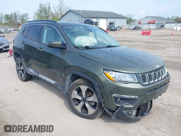 2018 Jeep Compass Latitude with VIN 3C4NJDBB4JT176031, listed as a IAAI auction lot 42125161 with 32,761 mi miles and . Bid and sale history available at DreamBid. Image 1.