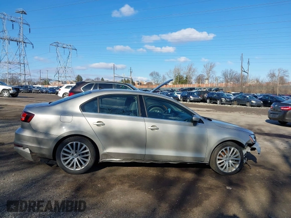 2016 Volkswagen Jetta Sedan 1.8T SEL with VIN 3VWL07AJ0GM313695, listed as a IAAI auction lot 41523515 with 94,212 mi miles. Bid and sale history available at carsss.com. Image 13.
