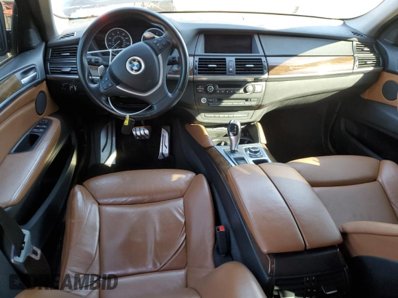 2011 BMW X6 50i with VIN 5UXFG8C57BLZ95372, listed as a Copart auction lot 43621335 with 101,898 mi miles and Clean Title. Bid and sale history available at carsss.com. Image 8.