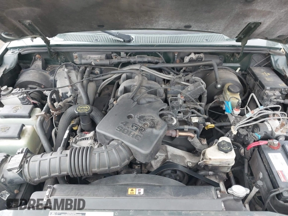 2001 Ford Ranger XL Fleet with VIN 1FTZR15EX1PB75470, listed as a IAAI auction lot 41833450 with 140,579 mi miles. Bid and sale history available at carsss.com. Image 10.