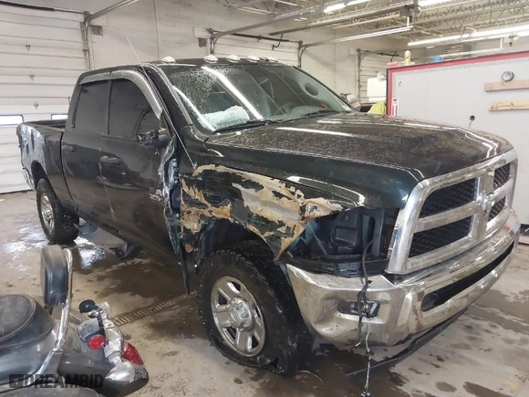 2018 Ram 2500 Tradesman with VIN 3C6UR5CJ3JG121229, listed as a IAAI auction lot 41679189 with 95,956 mi miles. Bid and sale history available at carsss.com. Image 1.