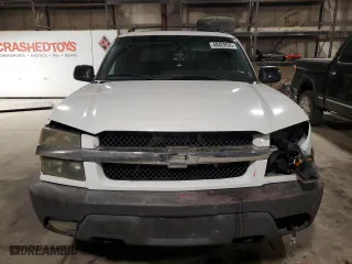 2003 Chevrolet Avalanche with VIN 3GNEK13T93G130541, listed as a Copart auction lot 48429535 with 268,249 mi miles and Salvage Title. Bid and sale history available at carsss.com. Image 5.