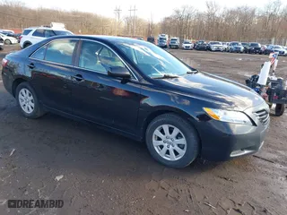 2008 Toyota Camry LE with VIN 4T1BK46K98U072737, listed as a IAAI auction lot 41577226 with 281,070 mi miles. Bid and sale history available at carsss.com. Image 1.
