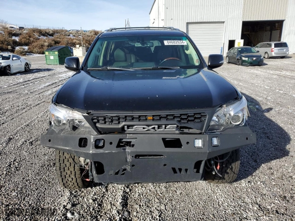 2010 Lexus GX 460 with VIN JTJBM7FX6A5010625, listed as a Copart auction lot 84682634 with 162,212 mi miles and Salvage Title. Bid and sale history available at carsss.com. Image 5.