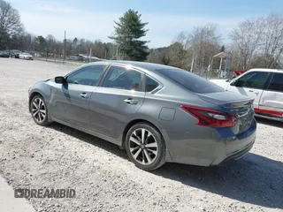 2018 Nissan Altima SR with VIN 1N4AL3AP6JC118424, listed as a IAAI auction lot 41697348 with 112,910 mi miles and . Bid and sale history available at carsss.com. Image 3.