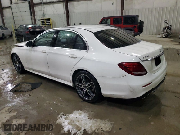 2017 Mercedes-Benz E 300 Luxury z VIN WDDZF4KB5HA087692, wystawiony jako Copart lot #46147515 z przebiegiem 78 524 mil mil oraz Szkoda całkowita • Salvage title. Historia ofert i sprzedaży dostępna na DreamBid. Obrazek 2.