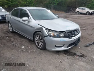 2013 Honda Accord Sdn EX-L with VIN 1HGCR2F87DA023448, listed as a IAAI auction lot 41898974 with 147,283 mi miles. Bid and sale history available at carsss.com. Image 1.