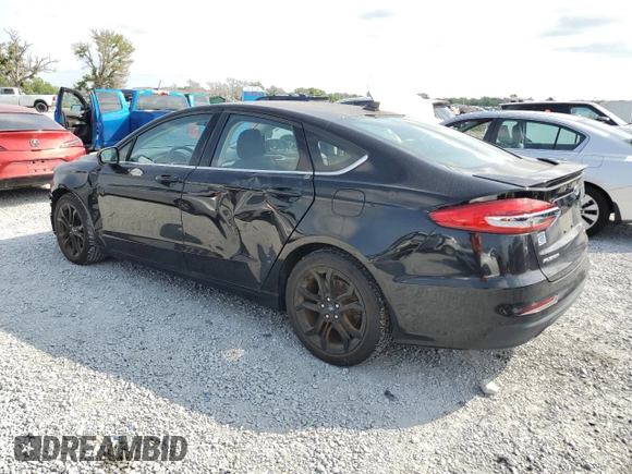 2020 Ford Fusion SE with VIN 3FA6P0HD7LR261102, listed as a Copart auction lot 47469275 with 26,894 mi miles and Salvage Title. Bid and sale history available at carsss.com. Image 2.