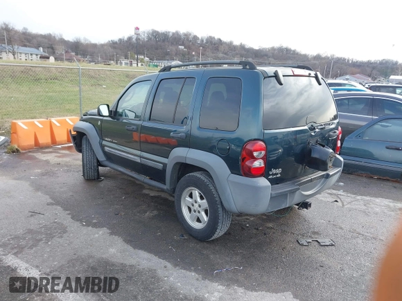 2005 Jeep Liberty Sport with VIN 1J4GL48K15W631101, listed as a IAAI auction lot 41217588 with 168,378 mi miles. Bid and sale history available at carsss.com. Image 3.