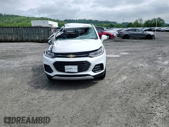 2020 Chevrolet Trax LT with VIN 3GNCJPSB3LL116180, listed as a Copart auction lot 57795485 with 52,576 mi miles and Salvage title. Bid and sale history available at DreamBid. Image 14.