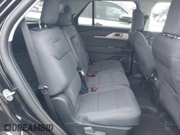 2025 Ford Explorer Active z VIN 1FMUK8DH4SGA45541, wystawiony jako IAAI lot #41492974 z przebiegiem 594 mil mil oraz . Historia ofert i sprzedaży dostępna na DreamBid. Obrazek 8.
