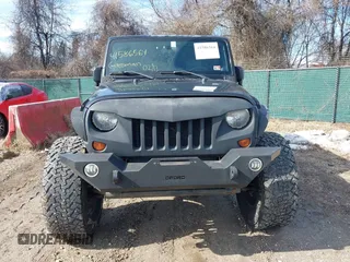 2008 Jeep Wrangler Unlimited Rubicon with VIN 1J8GA691X8L641959, listed as a IAAI auction lot 41586564 with 174,886 mi miles and . Bid and sale history available at DreamBid. Image 12.