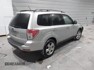 2010 Subaru Forester 2.5X Premium with VIN JF2SH6CC0AG901423, listed as a IAAI auction lot 41341467 with 119,109 mi miles. Bid and sale history available at carsss.com. Image 4.